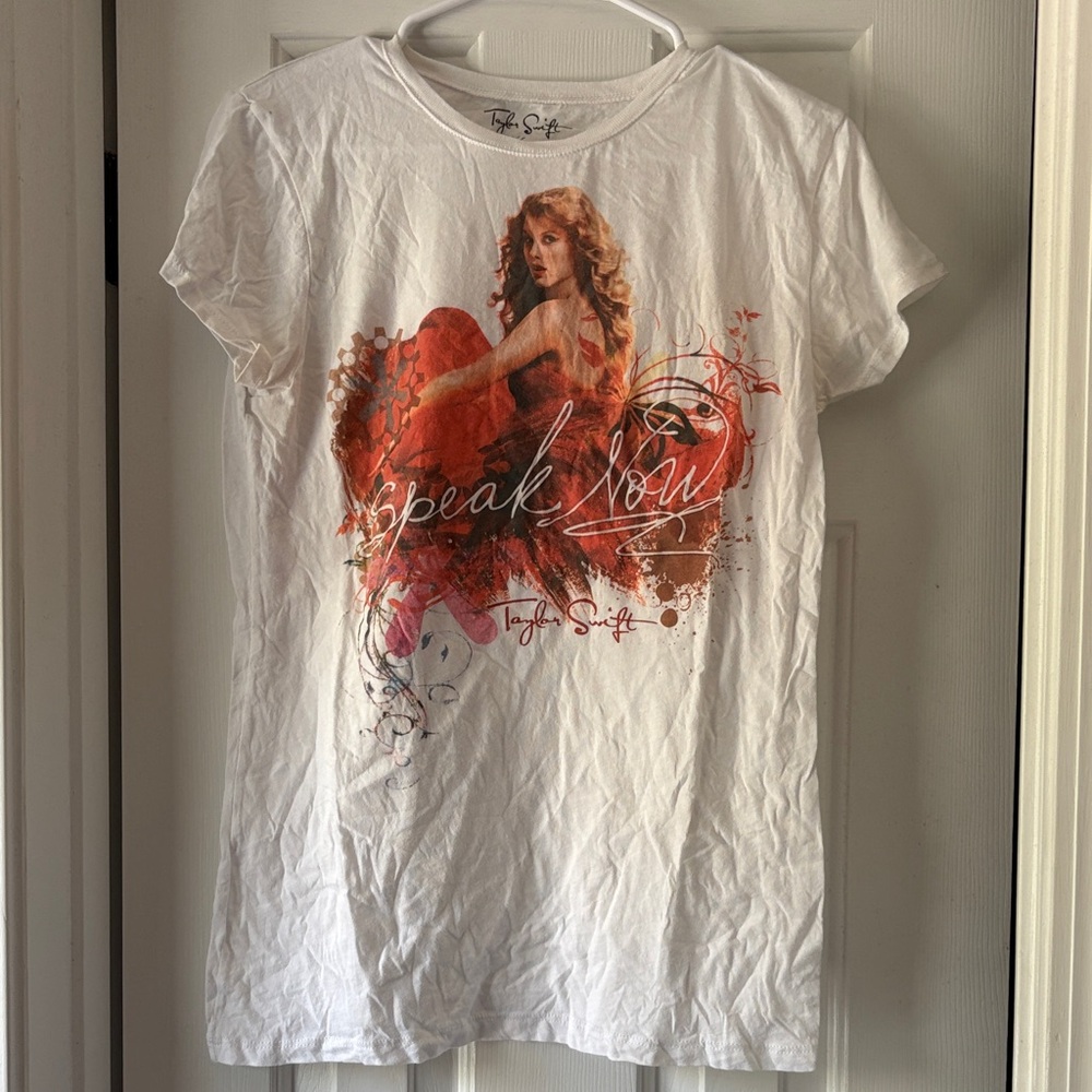 AUTHENTIC FROM TOUR: Taylor Swift Speak Now Graphic Tee - White and Red